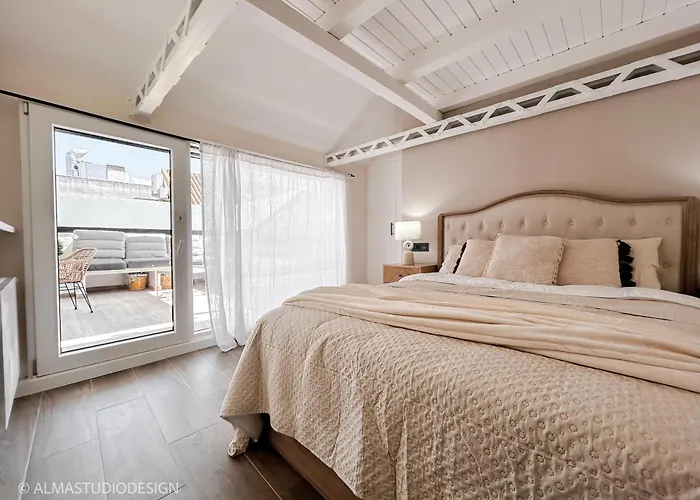 Ático - loft en la C/ Fuencarral